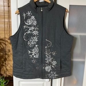 CHRISTOPHER & BANKS Vest ❄️